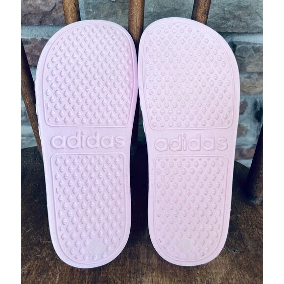 Girls' Adidas Adilette Aqua Slide Sandals, Size 2 - Picture 3 of 3